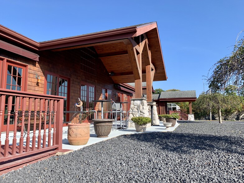 More Photos Of 746 Route 23B, Catskill Restaurant For Sale