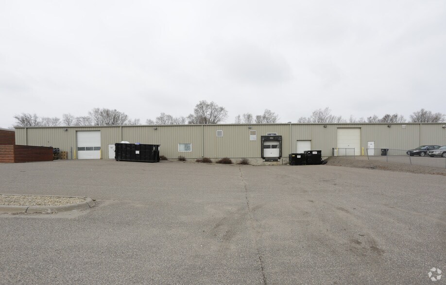 More Photos Of 15725 Jarvis St NW, Elk River Manufacturing For Lease
