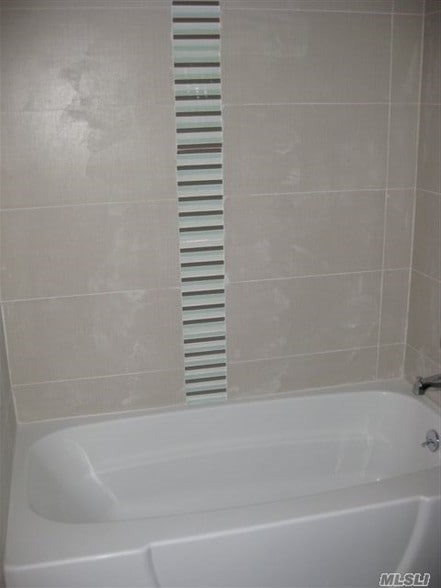 More Photos Of 710-712 E 220th St, Bronx Apartments For Sale