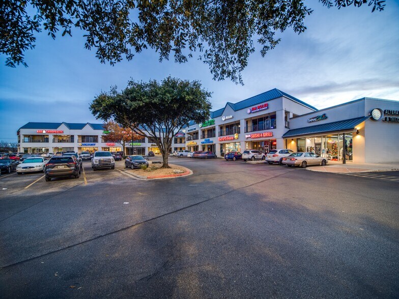 More Photos Of 24165 W IH-10, San Antonio Unknown For Lease