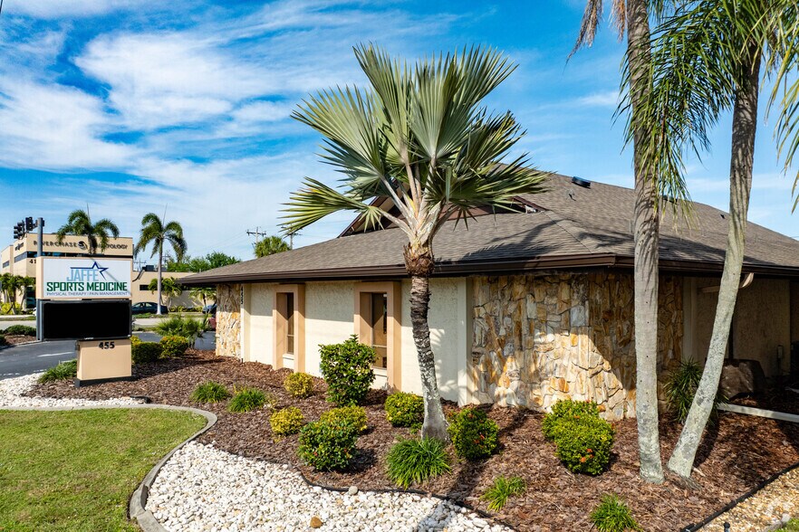 More Photos Of 455 Del Prado Blvd S, Cape Coral Medical For Sale
