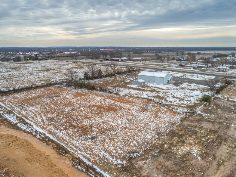 More Photos Of 26243 State Highway 51, Wagoner Medical For Sale