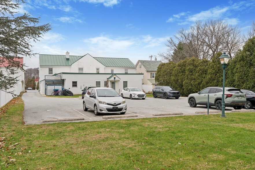More Photos Of 20 S Village Ave, Exton Apartments For Sale