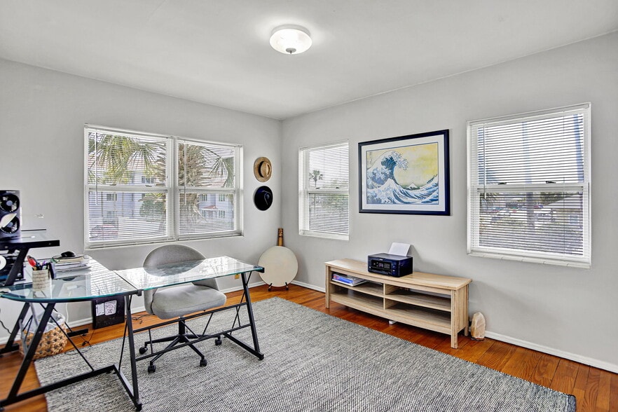 More Photos Of 205 11th Ave N, Jacksonville Beach Multifamily For Sale