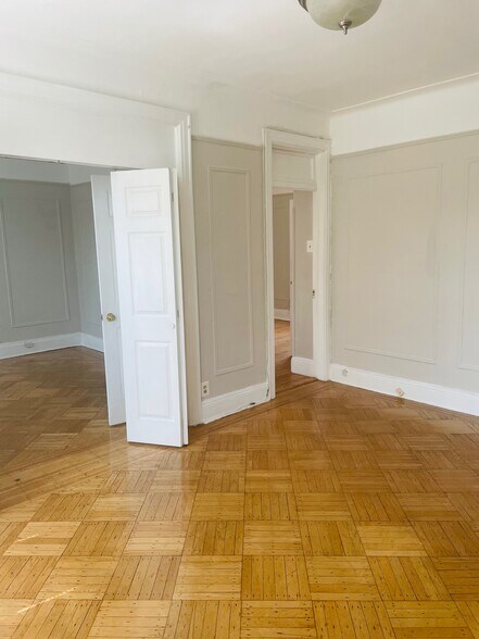 More Photos Of 31-40 35th St, Astoria Apartments For Sale