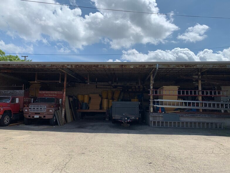 More Photos Of 4617-4623 N Pulaski Rd, Chicago Warehouse For Sale