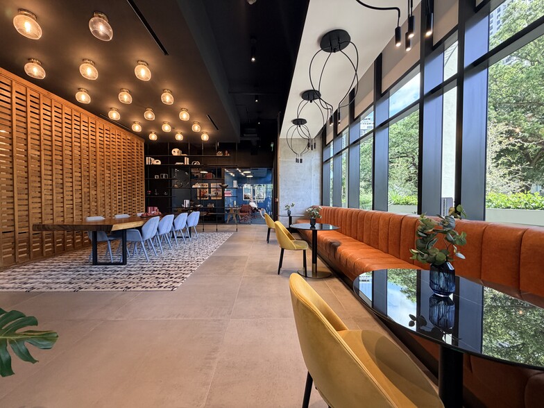 More Photos Of 460 SW 4th Ave, Fort Lauderdale Apartments For Lease