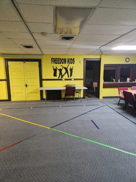 More Photos Of 409 4th St, Baraboo Religious Facility For Sale