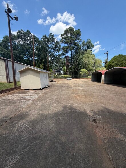 More Photos Of 15 School St, Taylors Warehouse For Lease
