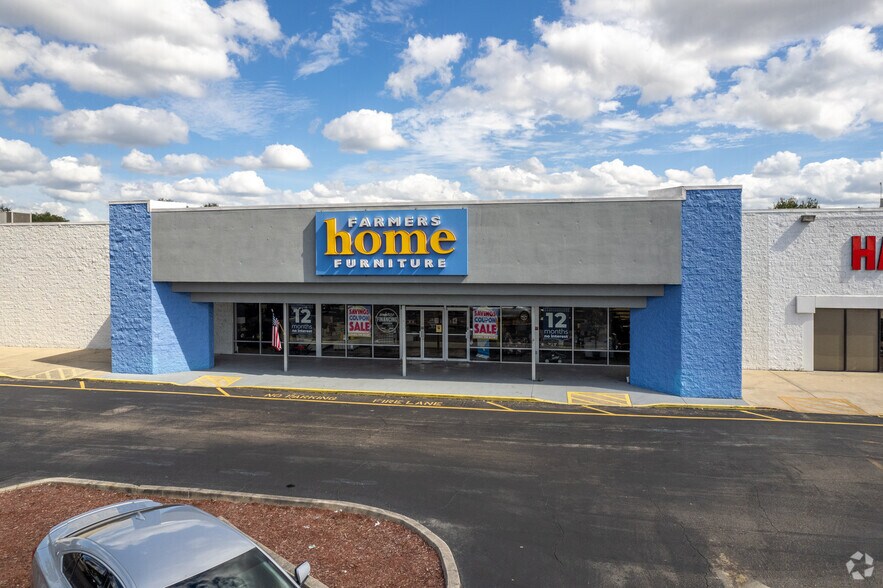 More Photos Of 2413 Enterprise Rd, Orange City Unknown For Lease