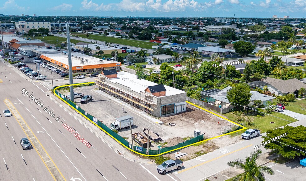 Primary Photo Of 4320 Del Prado Blvd, Cape Coral Freestanding For Lease