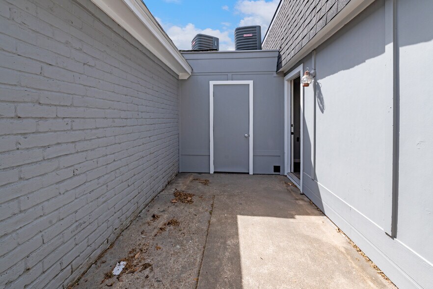 More Photos Of 2675-2689 Gessner Rd, Houston Apartments For Sale