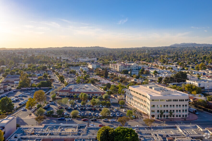 More Photos Of 207 S Santa Anita Ave, San Gabriel Medical For Lease