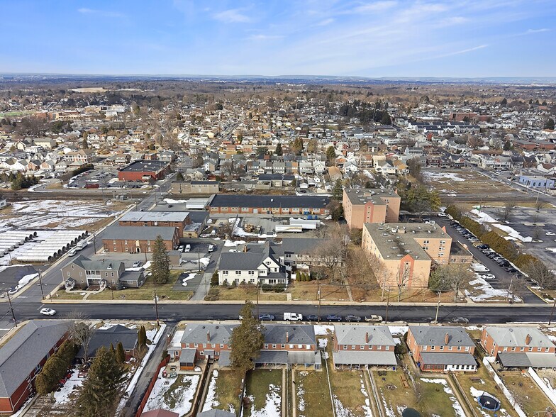 More Photos Of 659 Broad St, Emmaus Apartments For Sale