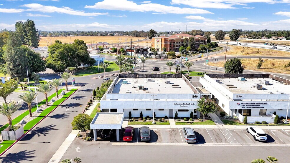 More Photos Of 1260 E Almond Ave, Madera Medical For Sale