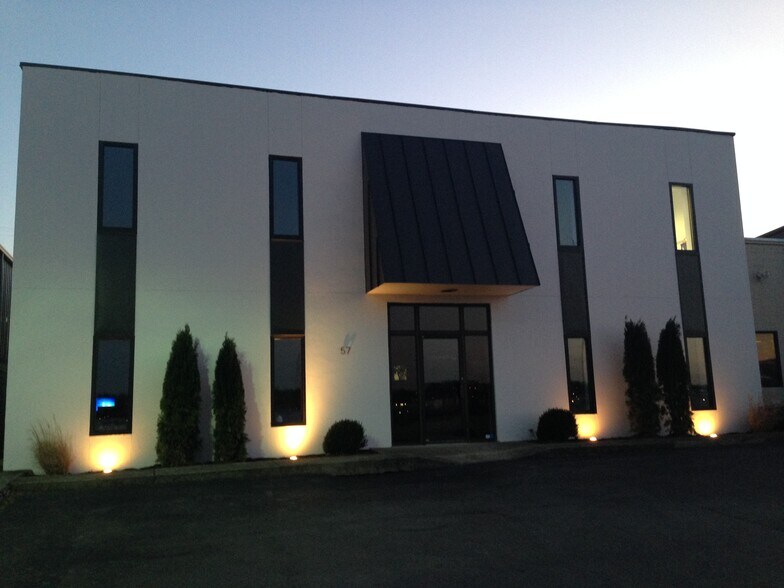 More Photos Of 57 Willow St, Nashville Warehouse For Lease