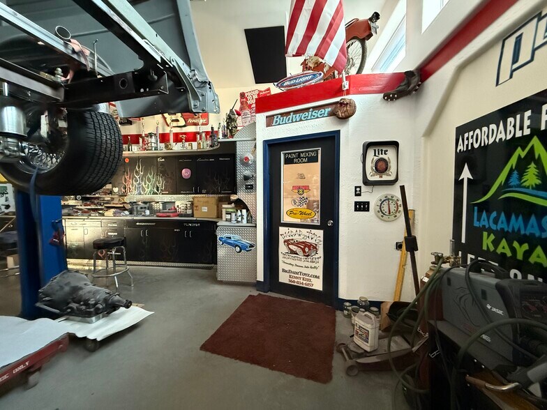 More Photos Of 3935 NE Everett St, Camas Specialty For Sale