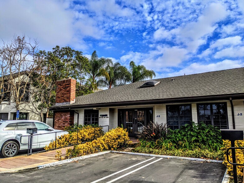 More Photos Of 3151 Airway Ave, Costa Mesa Medical For Lease