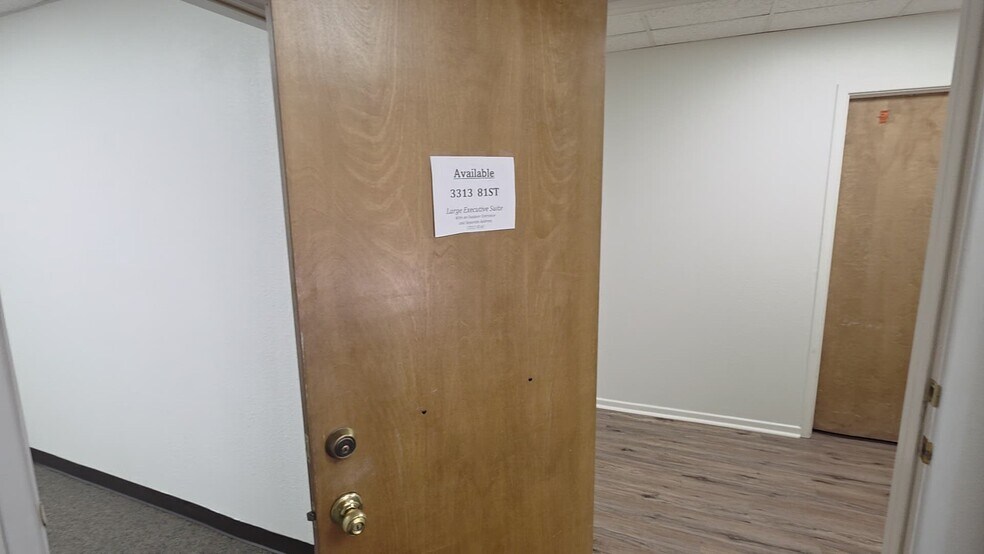 Primary Photo Of 3311-3313 81st St, Lubbock Medical For Lease
