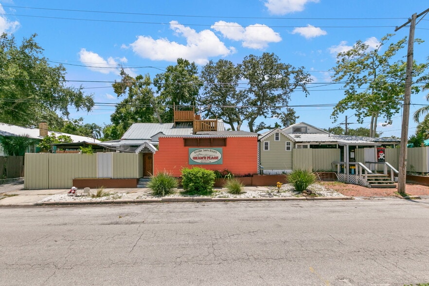 More Photos Of 3109 N Ola Ave, Tampa Hospitality For Sale