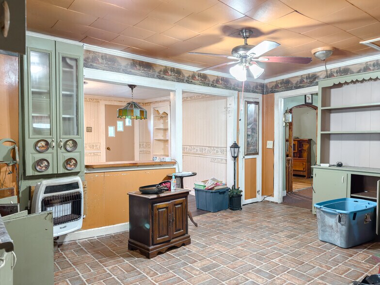 More Photos Of 3331 Chatsworth Rd Se, Dalton Office For Sale