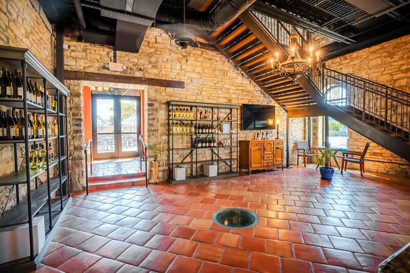 More Photos Of 316 E Wallace St, San Saba General Retail For Sale