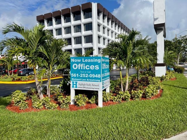 More Photos Of 2001 Palm Beach Lakes Blvd, West Palm Beach Medical For Lease