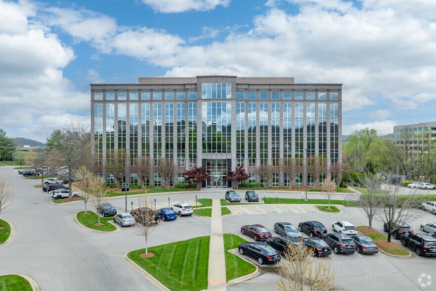 More Photos Of 1000 Corporate Center Dr, Franklin Office For Lease