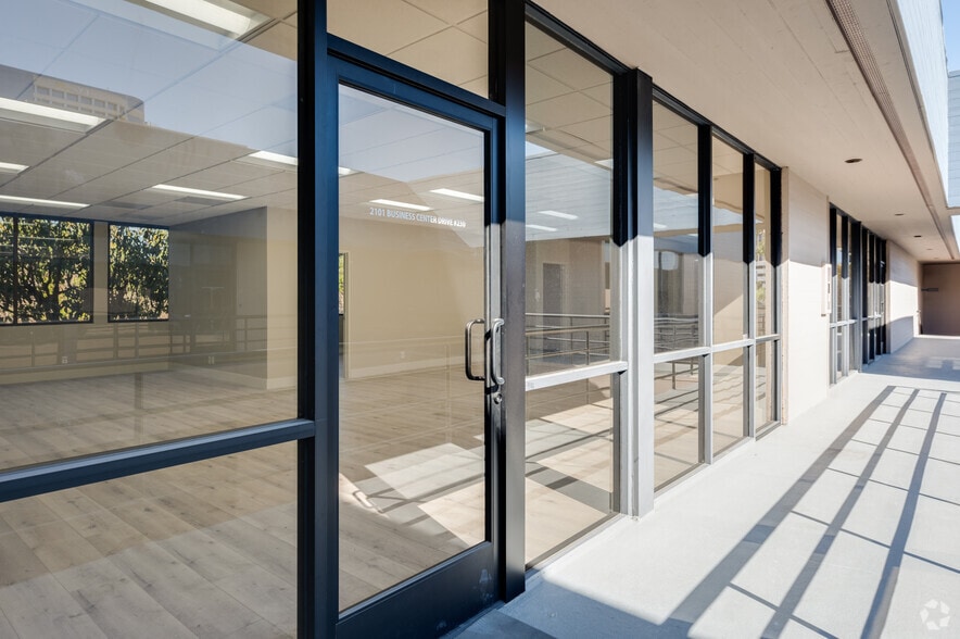 More Photos Of 2091-2101 Business Center Dr, Irvine Unknown For Sale