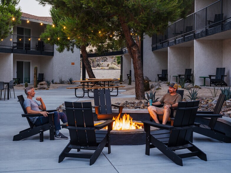 More Photos Of 54850 29 Palms Hwy, Yucca Valley Hotel For Sale