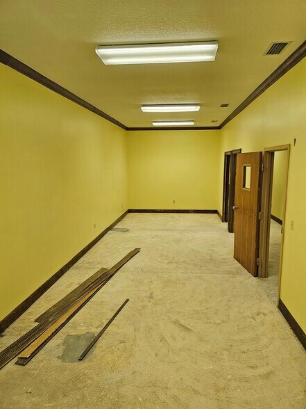 More Photos Of 1103 N Laura St, Jacksonville Medical For Lease