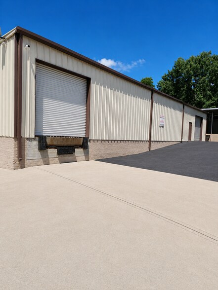 More Photos Of 6221 Monticello Rd, Columbia Warehouse For Lease