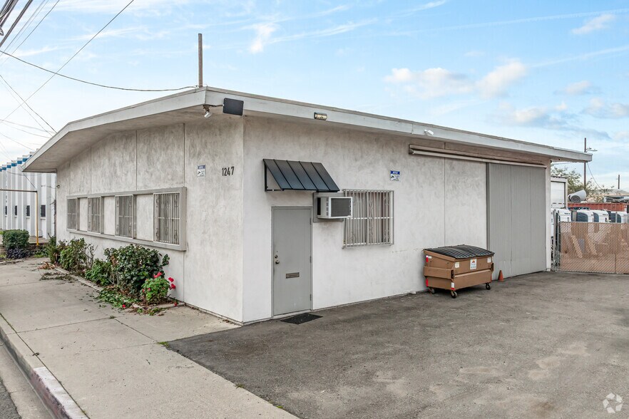 Primary Photo Of 1247 Brooks St, Ontario Land For Lease
