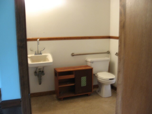 More Photos Of 1257 Buckley Hwy, Union Office For Sale