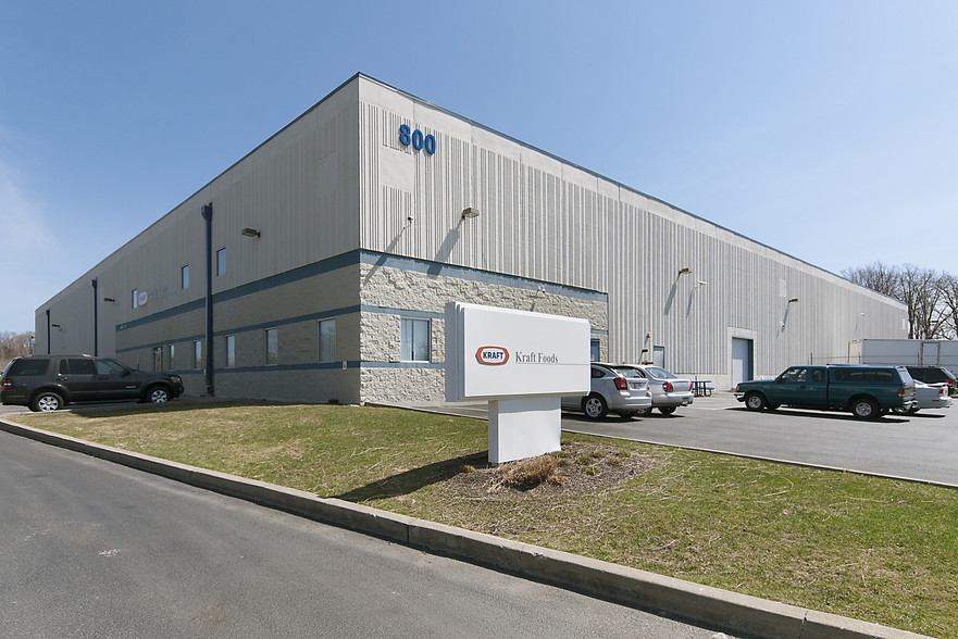 Primary Photo Of 800 Corporate Blvd, Newburgh Warehouse For Lease