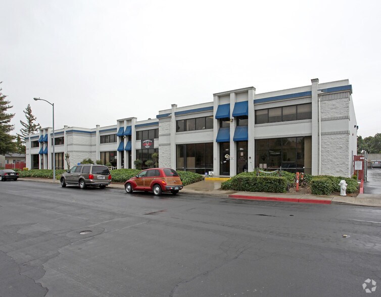 More Photos Of 34 Union Way, Vacaville Flex For Lease