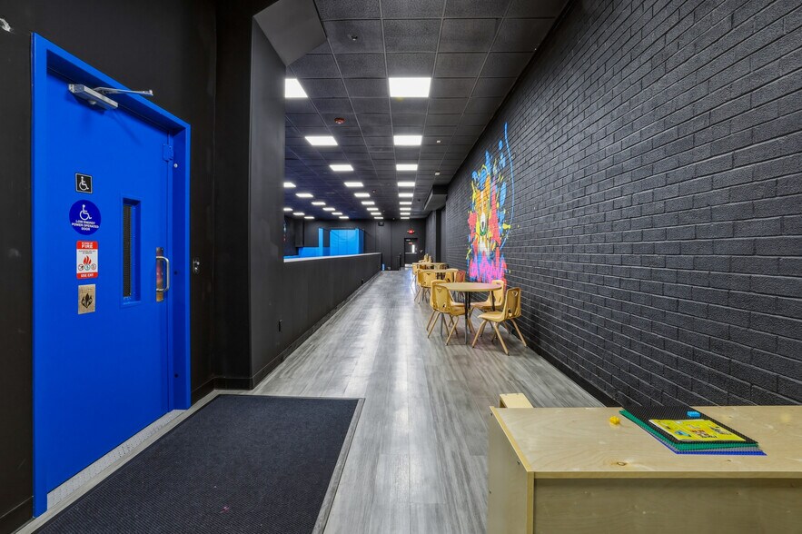 More Photos Of 1199 Silas Deane Hwy, Wethersfield General Retail For Lease