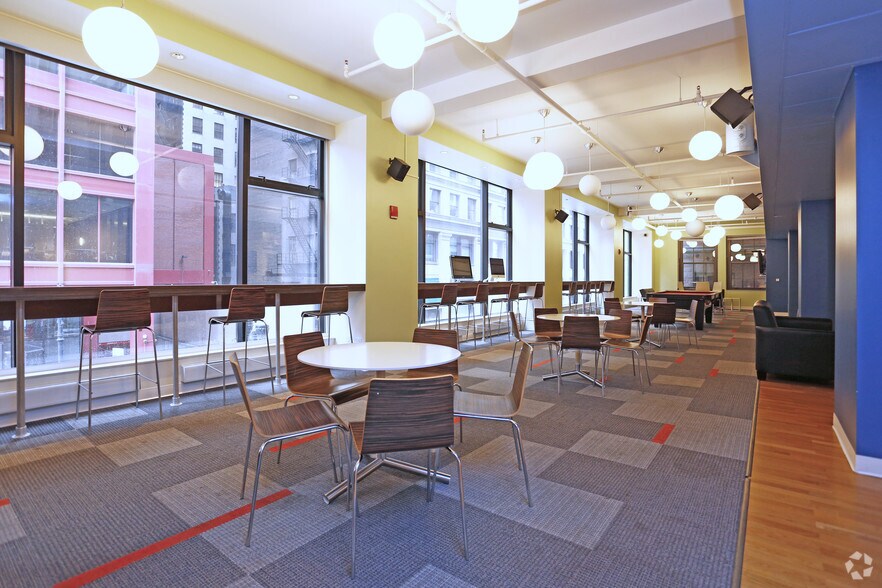 More Photos Of 59 E Van Buren St, Chicago Apartments For Lease