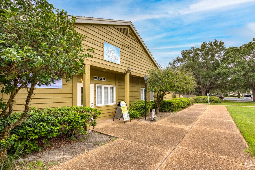 More Photos Of 5037 Ringwood Mdw, Sarasota Office For Lease
