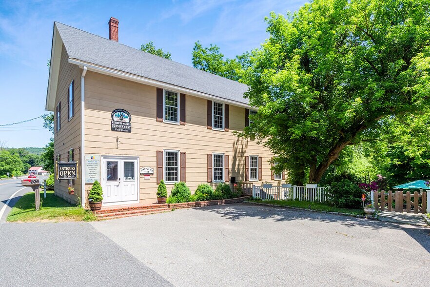 More Photos Of 696 Kent Rd, Gaylordsville Storefront Retail Residential For Sale