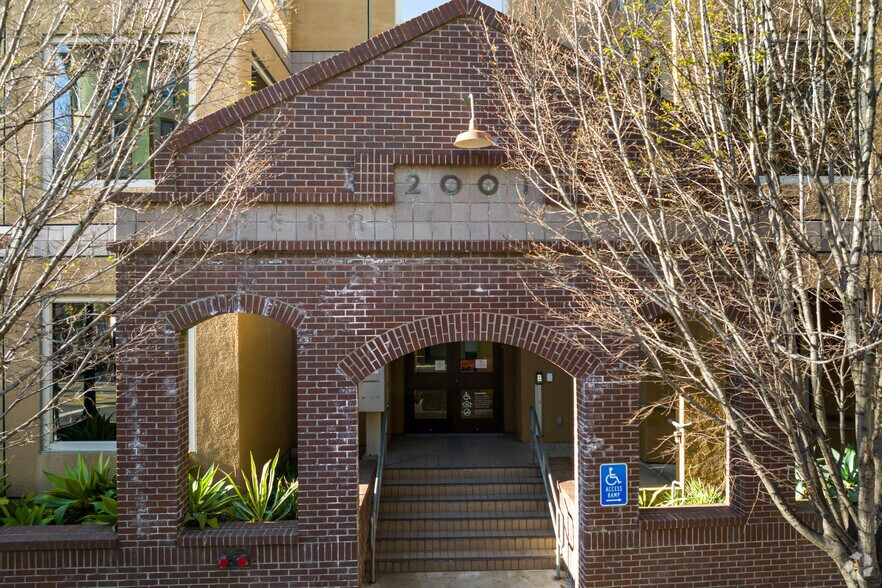 More Photos Of 2001 Addison St, Berkeley Office For Lease