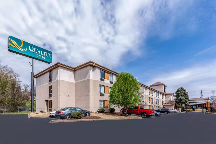 More Photos Of 2855 Old Austin Peay Hwy, Memphis Hotel For Sale