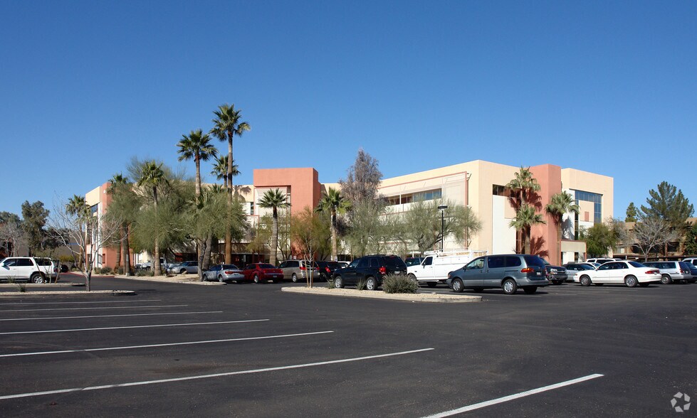 More Photos Of 5310 W Thunderbird Rd, Glendale Unknown For Lease