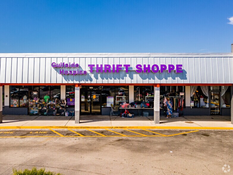 More Photos Of 6139 State Road 54, New Port Richey Unknown For Lease