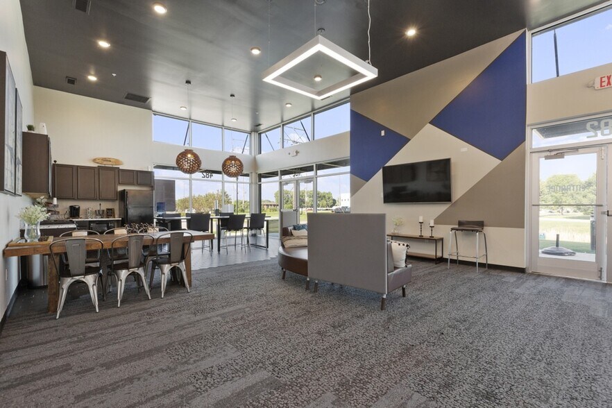 More Photos Of 482 Marion Rd, Oshkosh Apartments For Sale