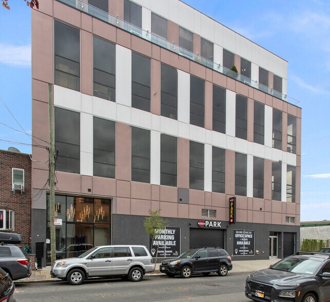 More Photos Of 84 14th St, Brooklyn Office For Lease
