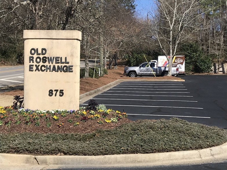 More Photos Of 875 Old Roswell Rd, Suite C-200, Roswell Office For Lease