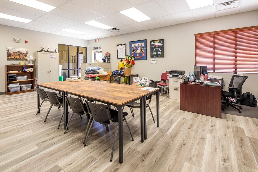 More Photos Of 7860 W Sahara Ave, Las Vegas Medical For Sale