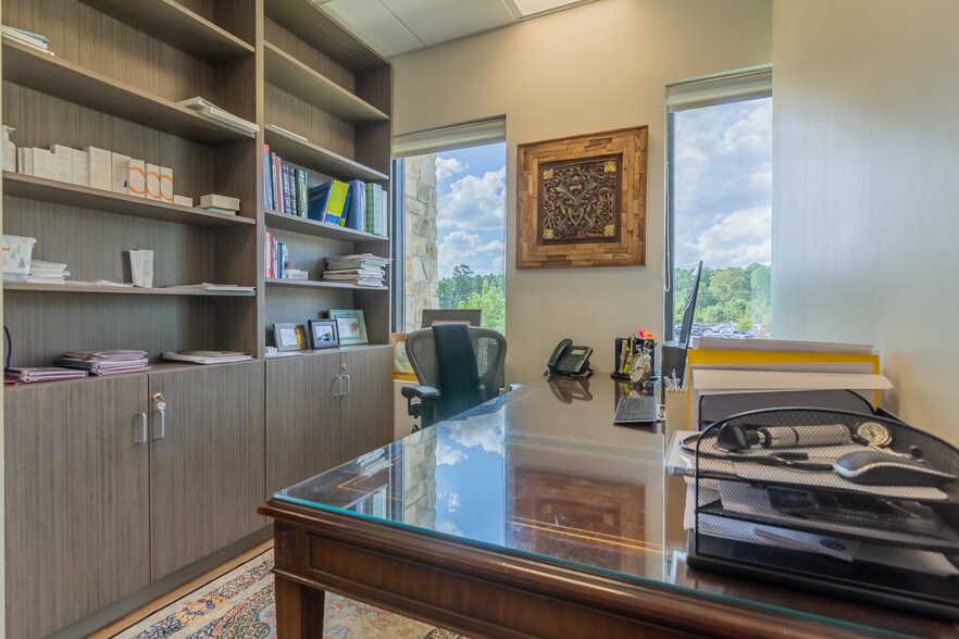 More Photos Of 26400 Kuykendahl Rd, Spring Storefront Retail Office For Sale