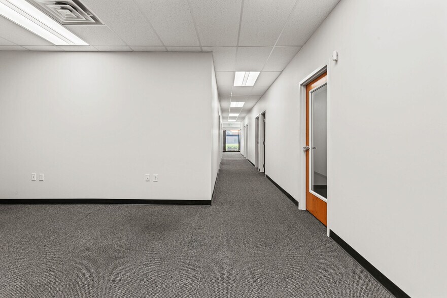 More Photos Of 434 W Bearcat Dr, Salt Lake City Office For Lease